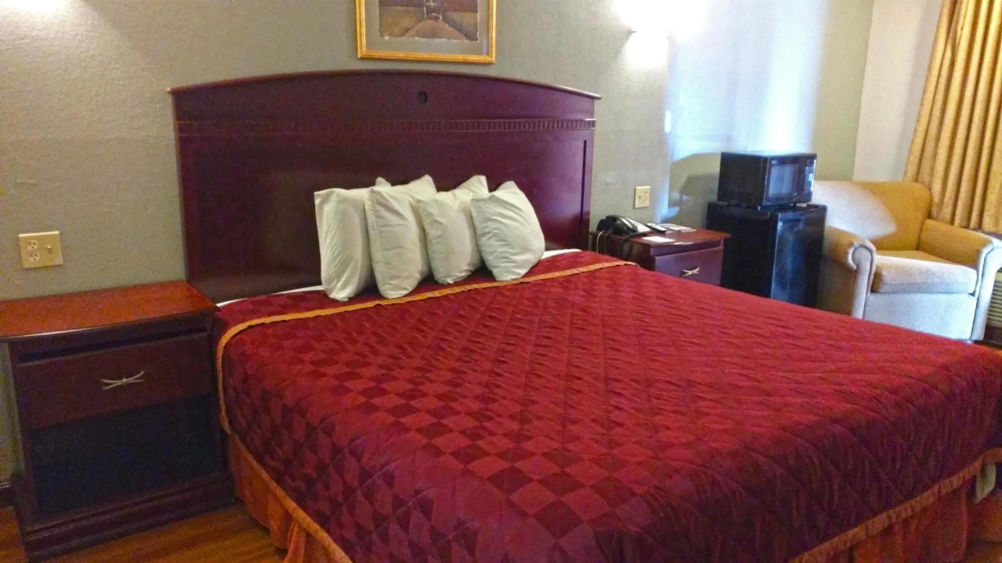Americas Best Value Inn Mckinney Εξωτερικό φωτογραφία