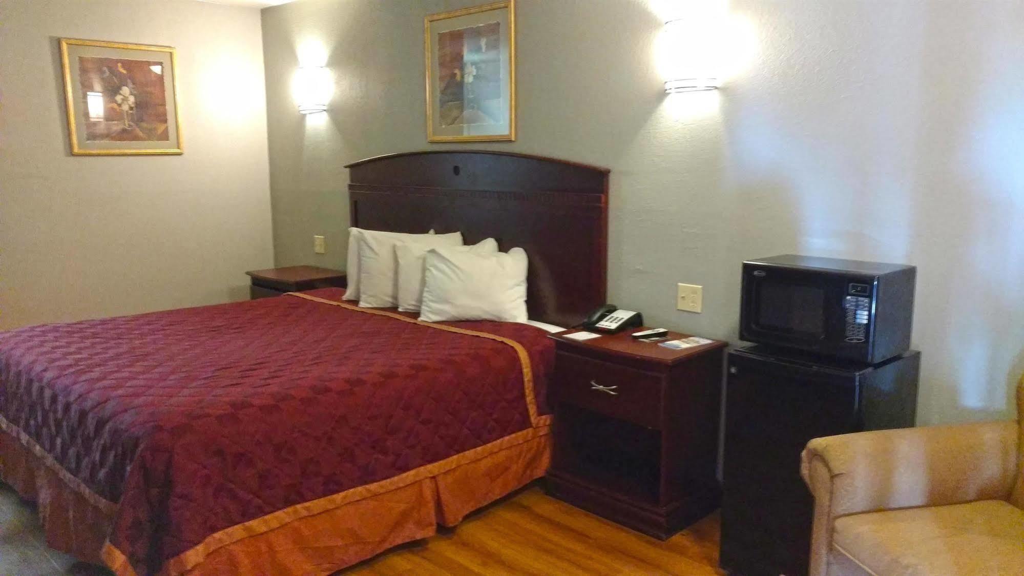 Americas Best Value Inn Mckinney Εξωτερικό φωτογραφία