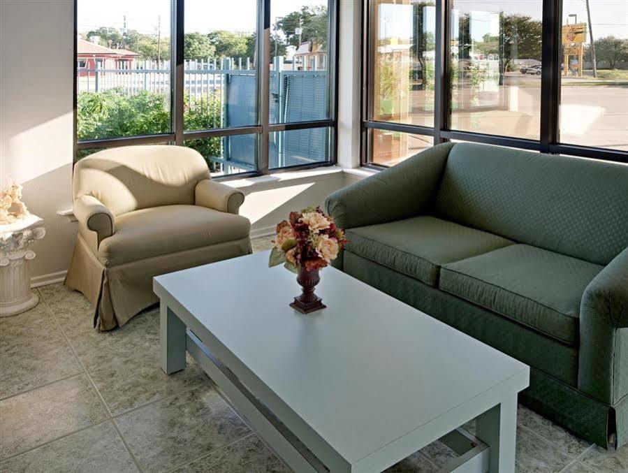 Americas Best Value Inn Mckinney Εξωτερικό φωτογραφία